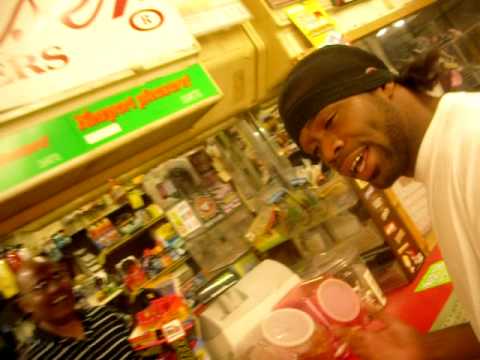 Me Goin Off On Da Cashier!!!