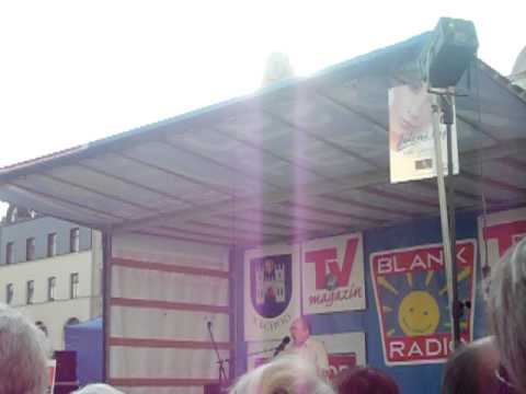 Jaroslav Uhlíř-V Náchodě 16.7.2011 -Letní Slavnosti s radio Blník