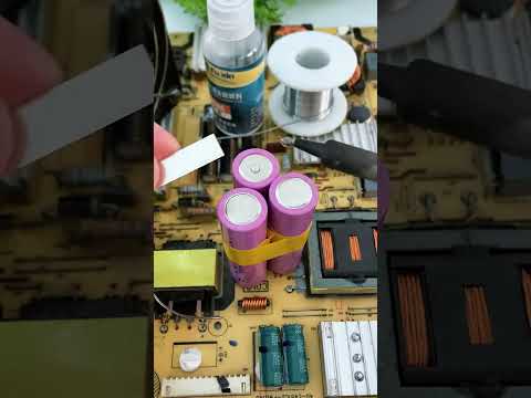 A little flux makes spot welding 18650 lithium batteries fast & safe #flux #18650battery #solder