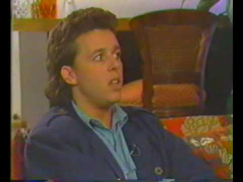 Roland Orzabal speaks about the hurting (1985)