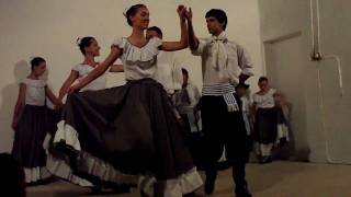 preview picture of video 'Grupo de danzas AMANECER DE LAS SIERRAS'