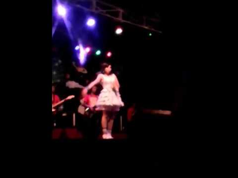 via vallen ~ satu jiwa sera live thr sriwedari 27 desember 2014