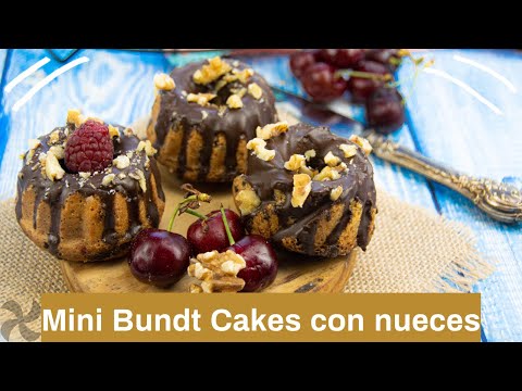 Mini bundt cake de nueces y chocolate