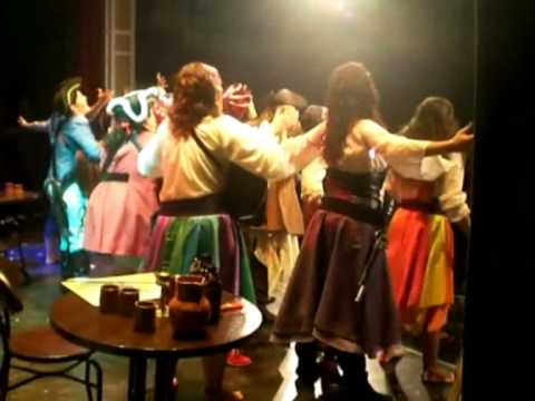 -BAMBALINAS 1- "La cantina de los cuentos" COMPARSA FEMENINA DE ÚBEDA 2010