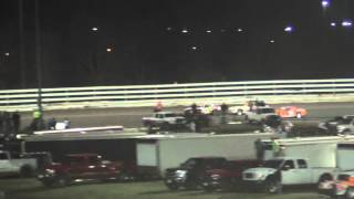 preview picture of video 'Osky Stock Car A Main 4/1/2015'