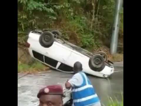 Esse carro ta possuído