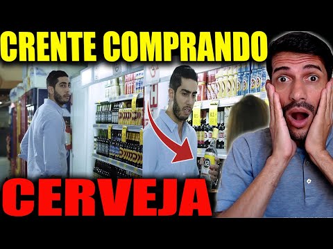 CRENTE COMPRANDO CERVEJA NO SUPERMERCADO