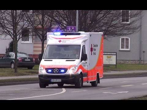 RTW 4/83-1 "mit Wail Horn" + NEF 5/82-1 DRK Sömmerda