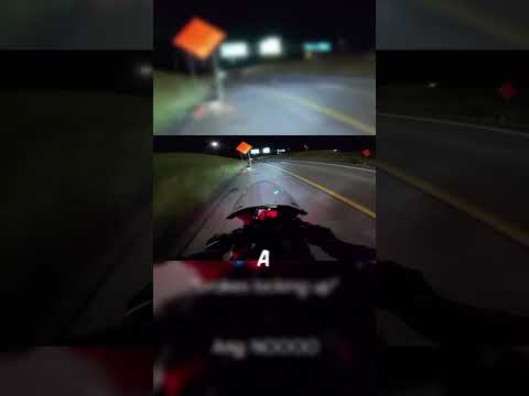 ¡Este Motociclista Corrió para Salvar Extraños en la Autopista!