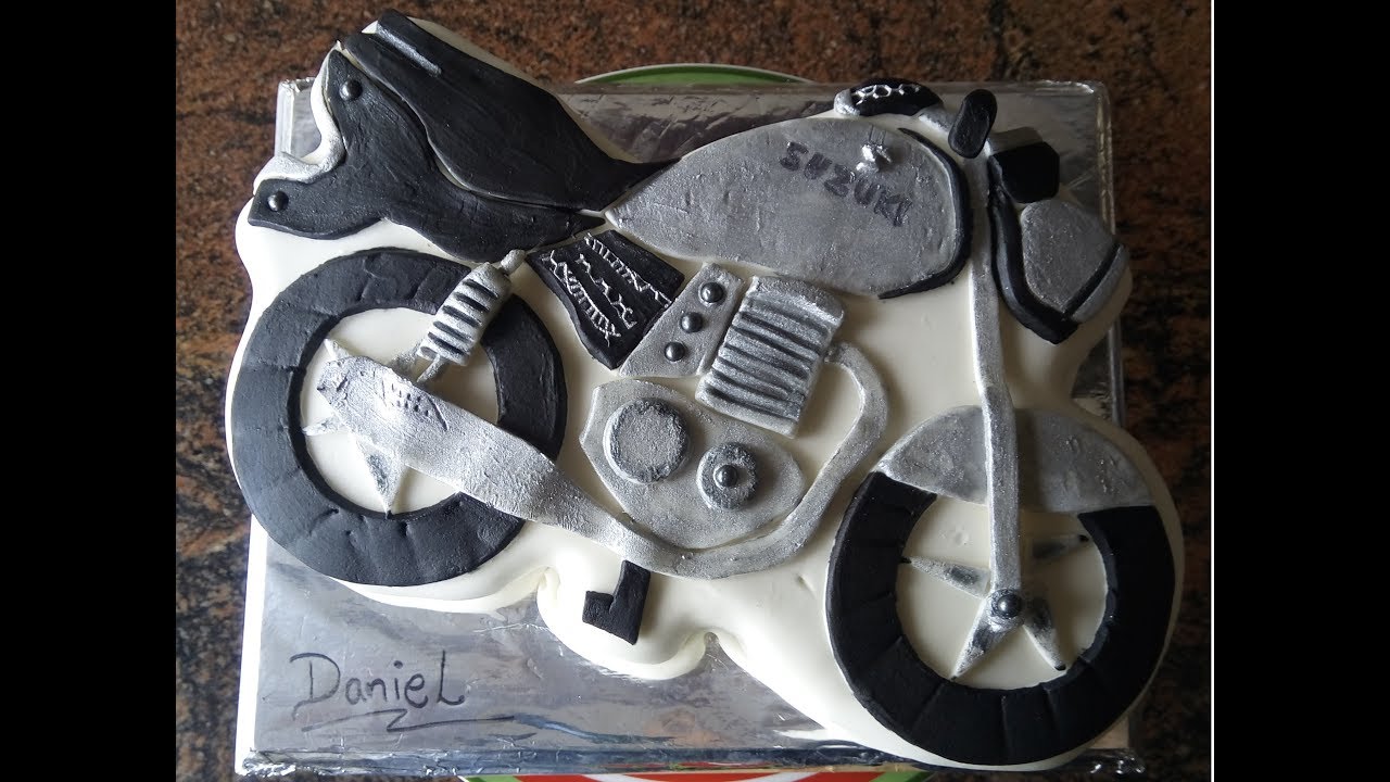 Decoración Torta en forma de Moto