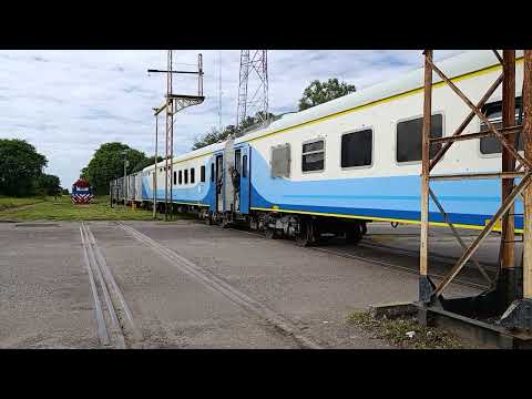 Gt- 22 (A-913) a cargo del Tren Solidario N°61 con destino a Salta arriba a "Estación La banda" 🚂🇦🇷 