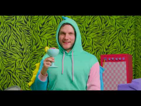 I'm Cute (Official Music Video)