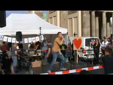 Mahnwache Berlin 02.06.2014 - "Kilez More - TV (Totale Verblödung) [Live]"
