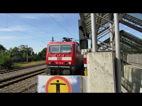 143 119-6 Einfahrt mit X-wagen in Schwabach bei Nürnberg #shorts