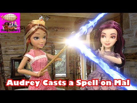 Audrey Casts a Spell on Mal - Part 17 - Descendants in Avalor Disney