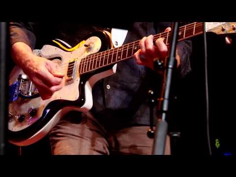 Katie Herzig - "Walk Through Walls" (eTown webisode #707)