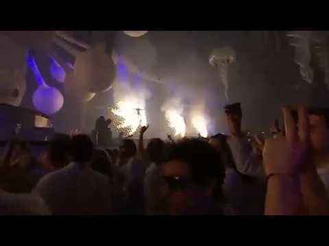 Trailer Sensation White - New Years Eve 2008/2009 Düsseldorf Germany