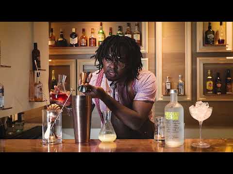 How to make a Cosmopolitan with Absolut Citron