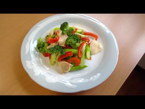 免疫力アップレシピ「鶏と野菜の中華炒め」（兵庫医科大学ささやま医療センター 管理栄養士監修）