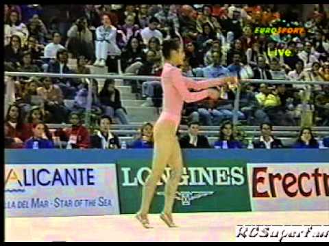Gyong Hui Li Clubs AA WC 1993