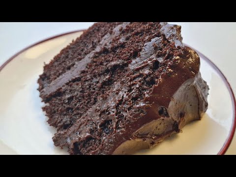 Matilda Chocolate Cake - Chocolate Fudge Frosting | Bake With Me ♡