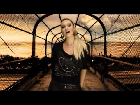 Sonja Bakic & Tony Cetinski - Trazim te Official Video