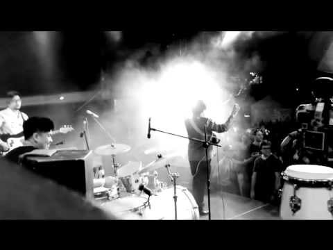 The Paradise Bangkok Molam International Band Live In Hanoi - [Lam Plearn Bolan Rock]