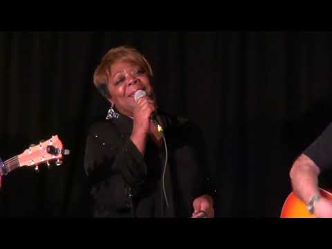 Amazing Grace - Okemah feat  Betty Semper