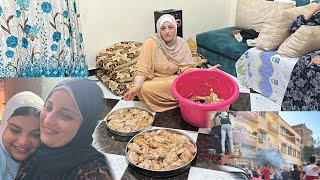 كتبنا الكتاب عند دعاء اختي واخدنا العفش من عند امي وعملت الاكل دعواتكم