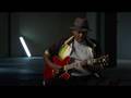 Gibson Guitar Hero Video: Johnny Jones & Blues Guitar Style