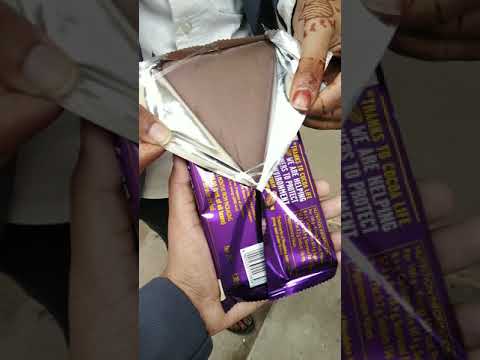 Biggest DairyMilk Family Pack 😋#dairymilk#biggestdairymilk#chocolate#yummy#tasty#shorts#ytshorts