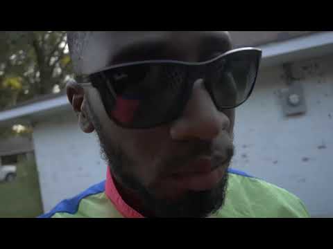 Tau - Discrete (feat. Fresh & OGI.Ejay) [Official Video]