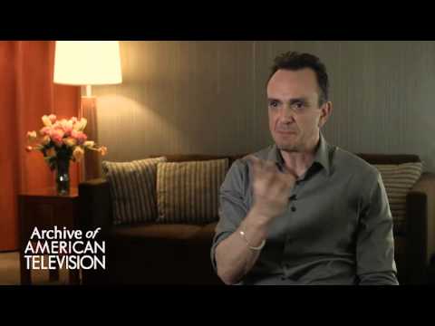 Hank Azaria discusses advice to aspiring actors and voiceover performers - EMMYTVLEGENDS.ORG