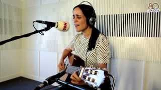 Julieta Venegas - Una Respuesta (Acústico - Radio M80)