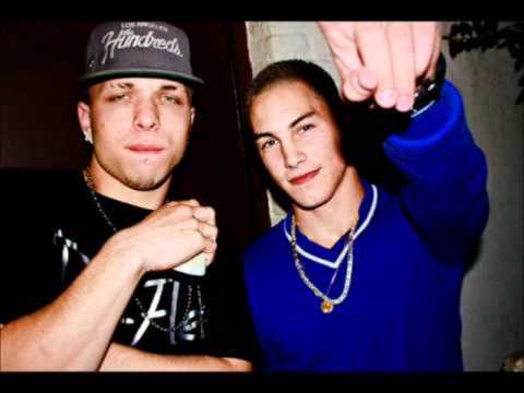 Re-flex ft. Flowmotie - Weet dat ik van je hou