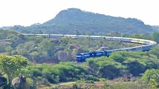 Download lagu TRAIN takes a COMPLETE 'U' TURN in FULL DAYLIGHT : Extremely EXOTIC View !! Indian Railways mp3