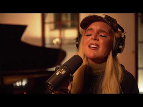 David Guetta and Tones And I