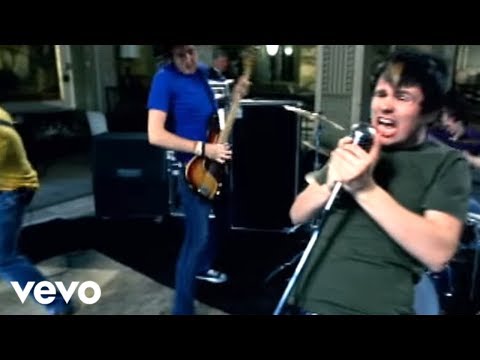 Silverstein - Smile In Your Sleep (Official Video)