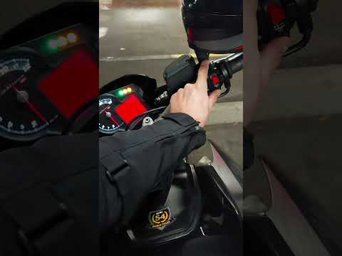 Aprilia Shiver 750 starting on a cold morning