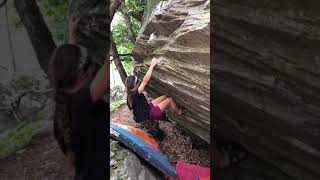 Video thumbnail de Fire and fox Direct, 7a. Chironico