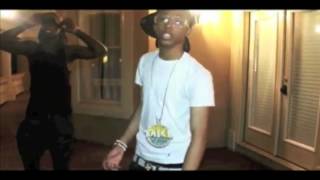 Lil Trill Shows Off His Jeans That Came Wit A Book / Bandz Video Ft Shell Gutta TV
