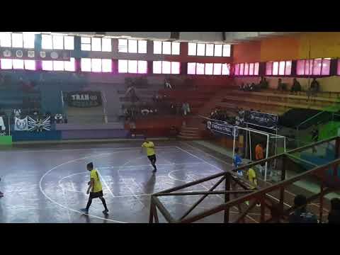 Aksi runtuboy di lapangan skil futsal futsal runtuboy gol cantik ciamik