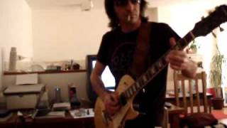 Steely Dan &quot;Everything You Did&quot; guitar solo (Larry Carlton)