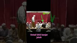 Download lagu Ustad UAs banjar jatuh mp3 Download lagu Ustad UAs banjar jatuh mp3