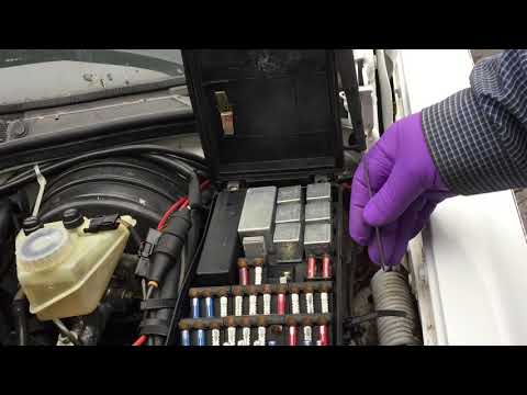 Fuses and tips how to troubleshoot fuse issues on Mercedes Benz W123 W126