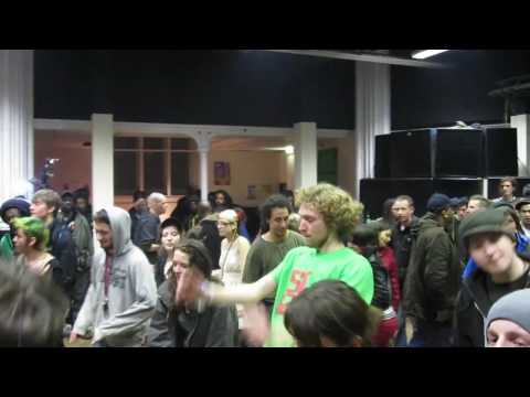 Young Warrior at Teachings in Dub - lights on - Shaka Shaka Warrior!