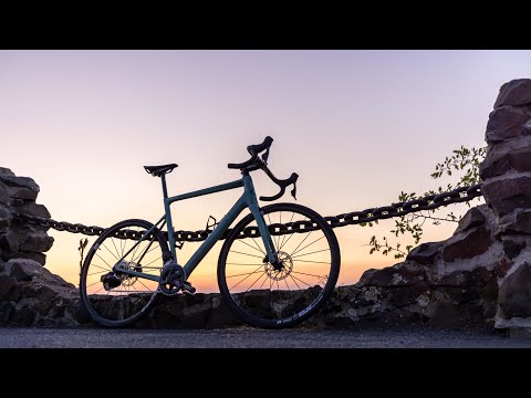 An Incredible New Road Bike | The Fezzari Empire Elite Rival AXS