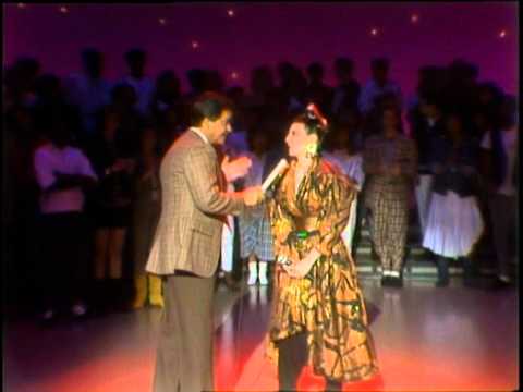 Dick Clark Interviews Regina - American Bandstand 1986