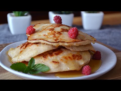Quick apple pancakes with yogurt and cinnamon! #472