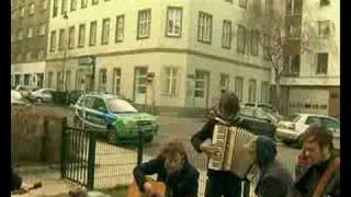 Slut - Still No1 / THEY SHOOT MUSIC